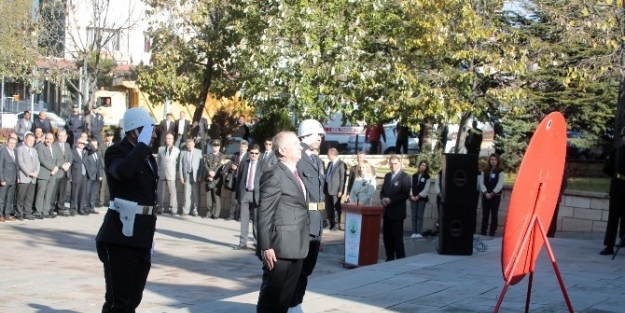 Atatürk 76. Ölüm Yıldönümünde Anıldı