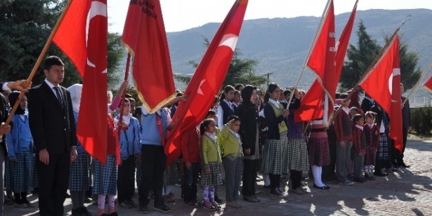 Sincik’te 10 Kasım Atatürkü Anma Programı Düzenlendi