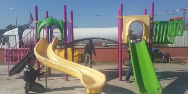 Kartepe’de Çocuk Oyun Grupları Revize Ediliyor