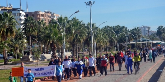 Mersin’de Sağlıklı Yaşam Yürüyüşleri Devam Ediyor