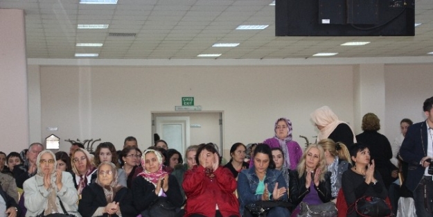 Alevi Kültür Dernekleri Aşure Etkinliği Düzenledi