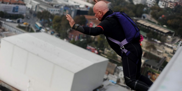 Namık Ekin'den bir rekor daha