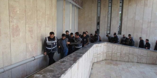 Akaryakıt çetesi çökertildi