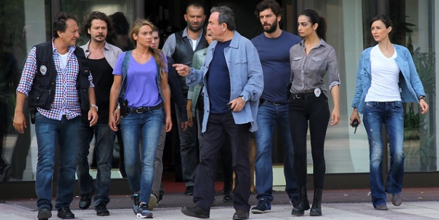 Arka Sokaklar ekranlara veda ediyor