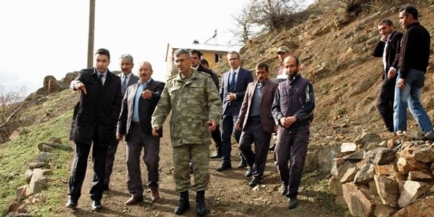 Koyulhisar Kaymakamı Güngör, Köylerde İncelemelerde Bulundu