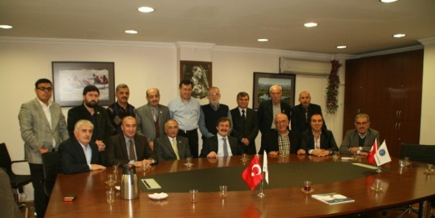 Ekev Rektör İlyas Çapoğlu’nu Ağırladı