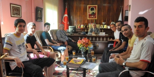 Hadi: “masa Tenisine Ait Bir Salon Yapacağız”