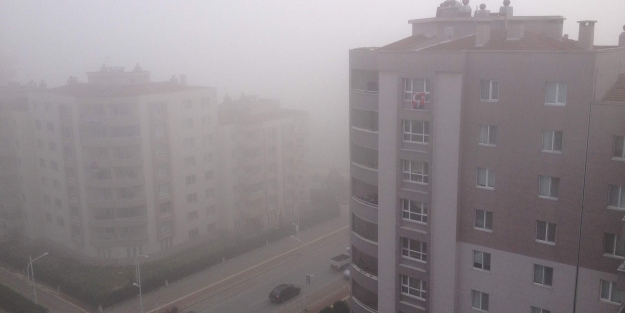 Sis trafiği olumsuz etkiledi