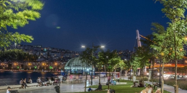 İzmir Akdeniz’e Açılıyor