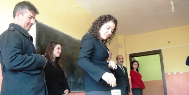 Mardinli Öğrenciler Yetimler İçin Seferber Oldu