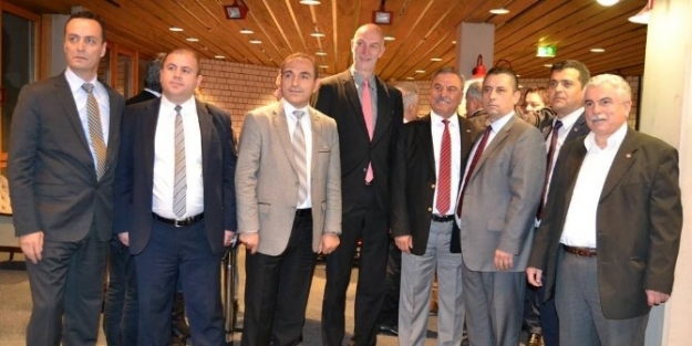 Vadi Belediye Başkanlarından Almanya’ya Yatırım Çağrisi