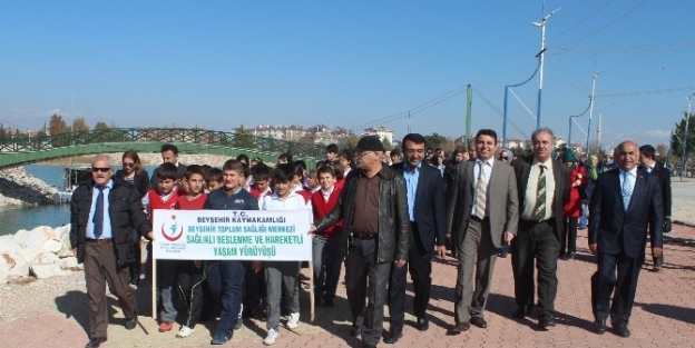 Beyşehir’de Öğrenciler Hareketli Yaşam İçin Yürüdüler