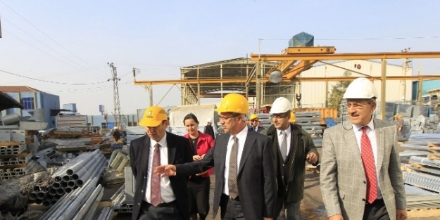 Köşker’den, Yanan Fabrikaya Geçmiş Olsun Ziyareti