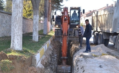 Saraycık Caddesi’nde Alt Yapı Çalişmalari