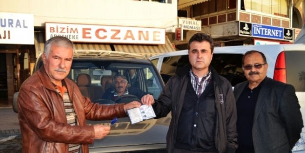 Verem Savaş Derneği’nden Devlet Hastanesi’ne Araç