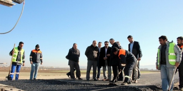 Sivas Belediye Başkanı Aydın, Belediyenin Devam Eden Çalişmalarini İnceledi