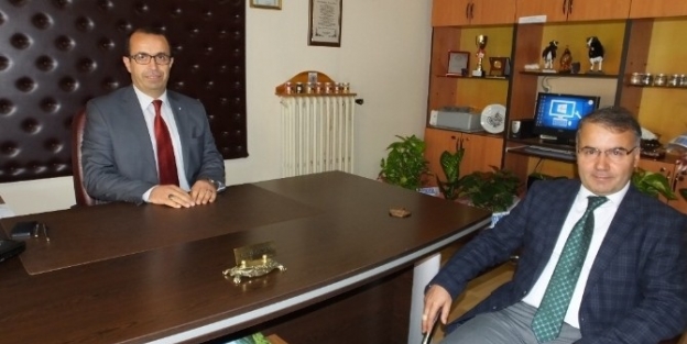 Kaymakam Yenidoğan’dan Tarım Müdürüne Ziyaret