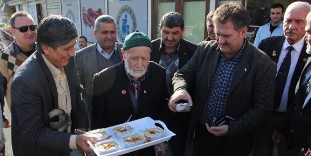 Karabük’te Aşure Dağıtıldı