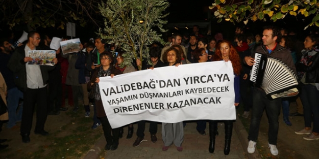 Kolin Grubu protesto edildi