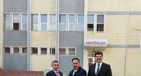 Eski Rektörlük Binası Belediyeye Teslim Edildi