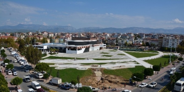 Manavgat Atatürk Kültür Merkezi Kubat Konseri İle Açılacak