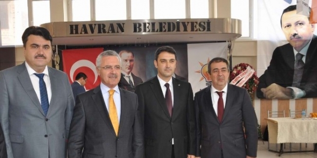 Havran Ak Parti İlçe Başkanı Önder Güven Tazeledi