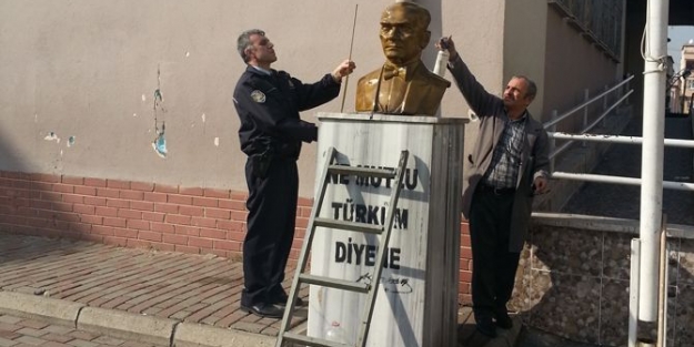 Bursa ve Adana'daki 2 okulda çirkin saldırı