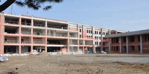 Aliağa’ya 20 Milyon Tl’lik Örnek Okul