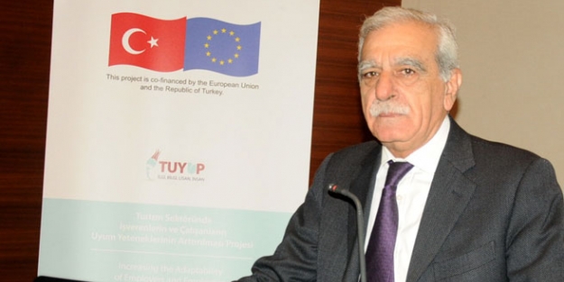 Ahmet Türk "Eylem herkesin hakkı..."