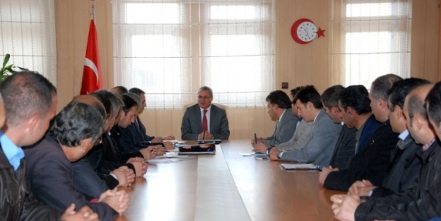 Vali Deniz: "spor’da Altyapıya Önem Vermeliyiz"