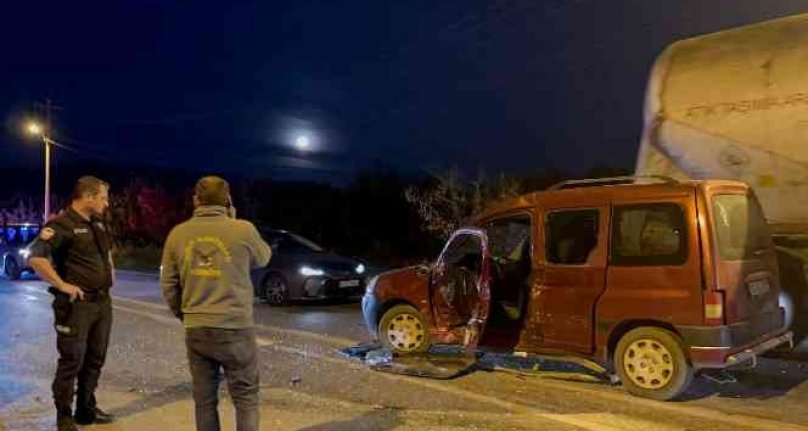 Bursa'da işçi servisi kaza yaptı! 7 yaralı