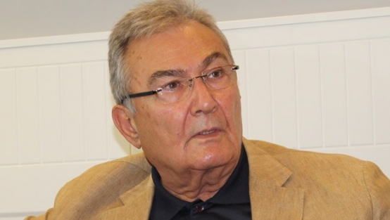 Deniz Baykal genel başkanlığa yeşil ışık yaktı