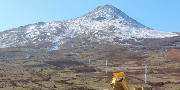 Yıldız Dağı’nda Kayak Keyfi Başlıyor