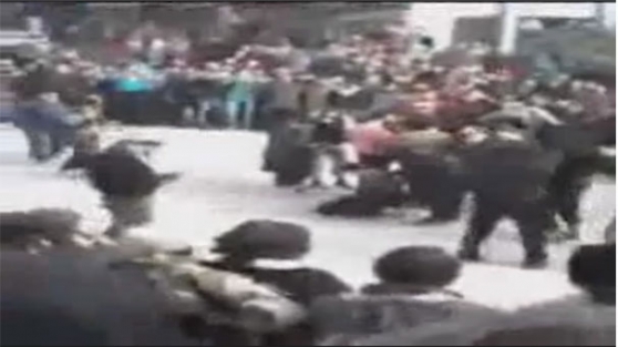 El Kaide'den sokak ortasında infaz