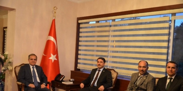 Eğitim-bir Sen Yeni Yönetimi Vali Tapsız’ı Ziyaret Etti