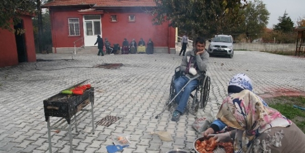 Kulu Yaşlı Yaşam Merkezinde Piknik