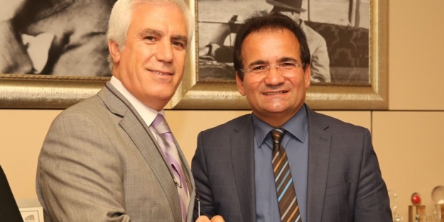 Mustafa Bozbey'e anlamlı ziyaret