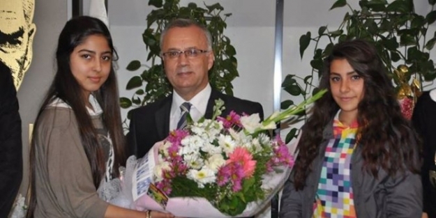 Başkan Zeki Kayda’ya Gençlerden Teşekkür Ziyareti